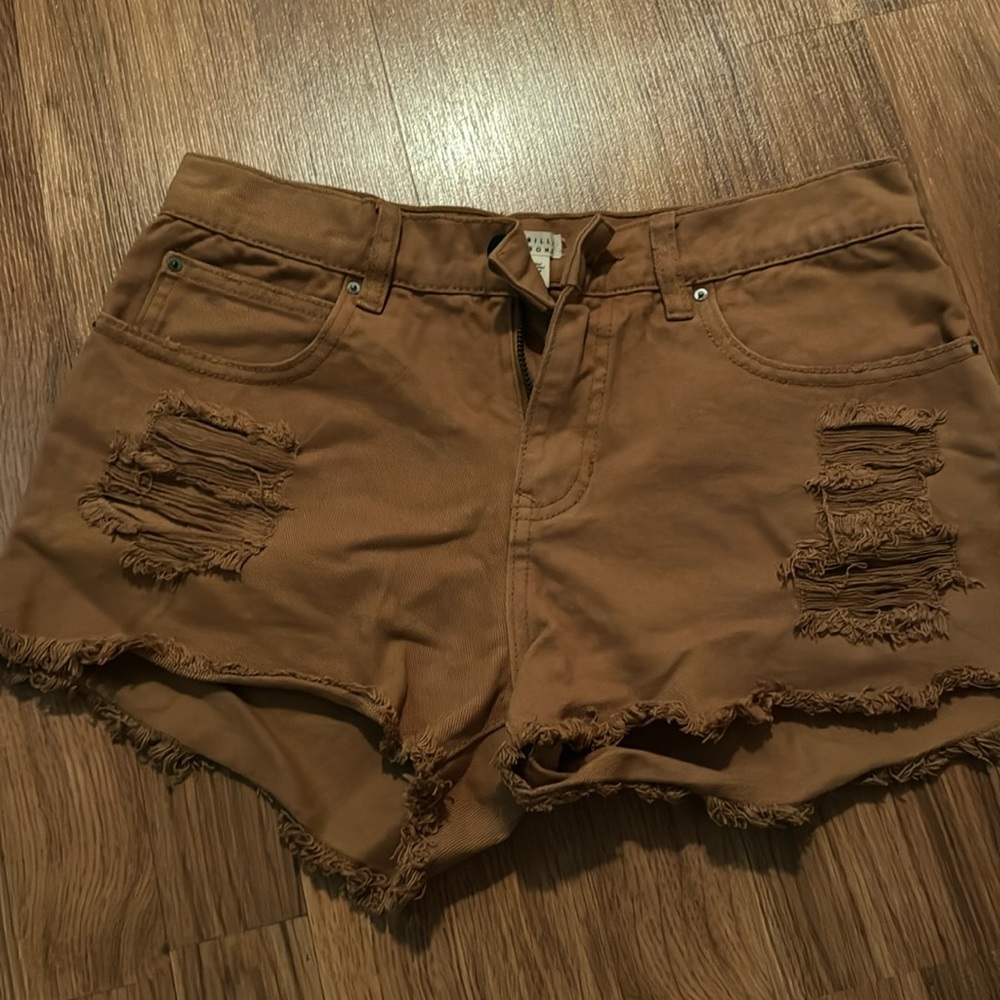 Tan shorts from lulus size 27